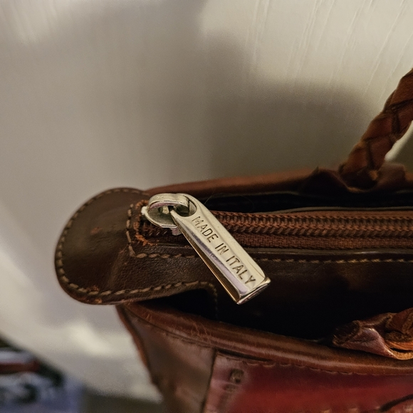 Leather bag - Picture 2 of 2